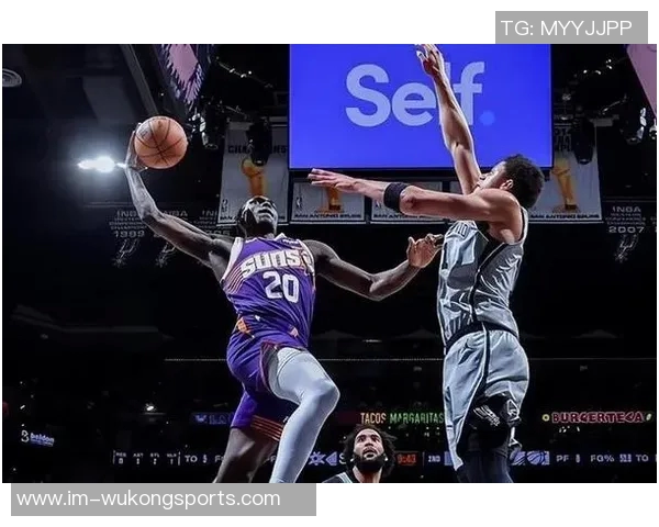 马刺多控球手巧妙应对雷霆压迫防守文班成为关键选择